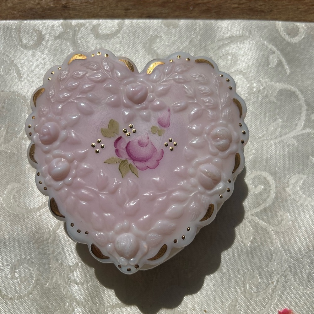 Vintage Fenton Opalescent Rosaline pinHeart-Shaped Ceramic Box with Gold Accents